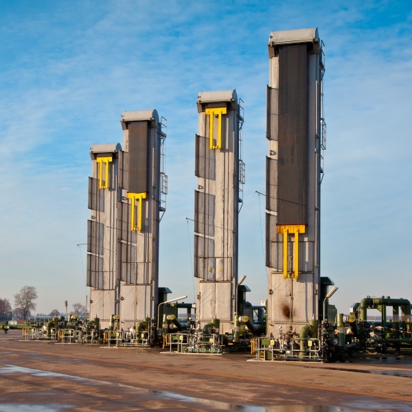 steam injection process by oil companies